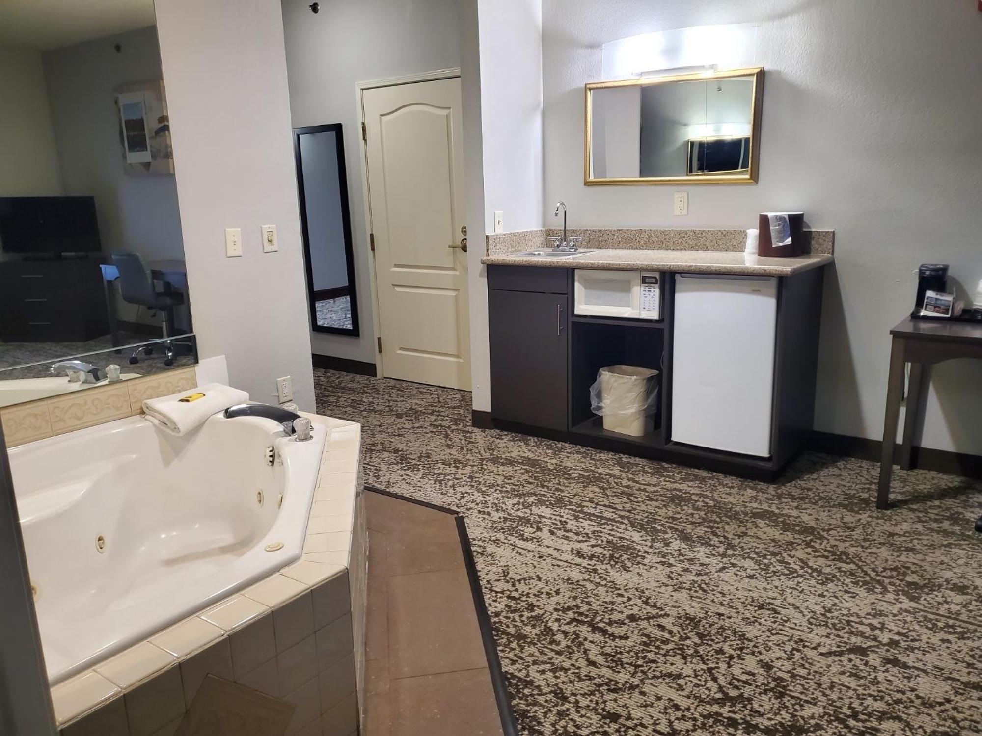 Best Western Fort Wayne Inn & Suites North Buitenkant foto